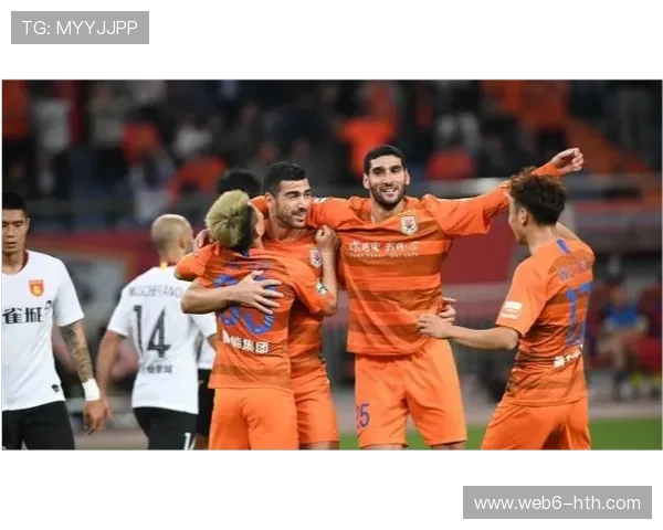 老将何塞卢对决阿斯帕斯，射手较量决定比赛走向