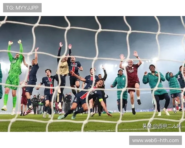 巴黎圣日耳曼三连胜遭摩纳哥终结，科雷尔染红暴露防线隐患